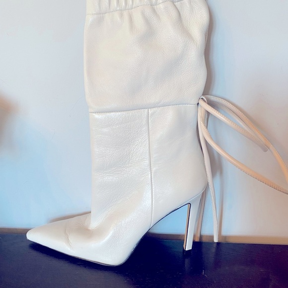 Beautiful Iro Paris White Hosta Boots - Picture 6 of 9